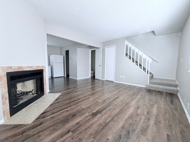 Foto del edificio - 516 Winnie Way