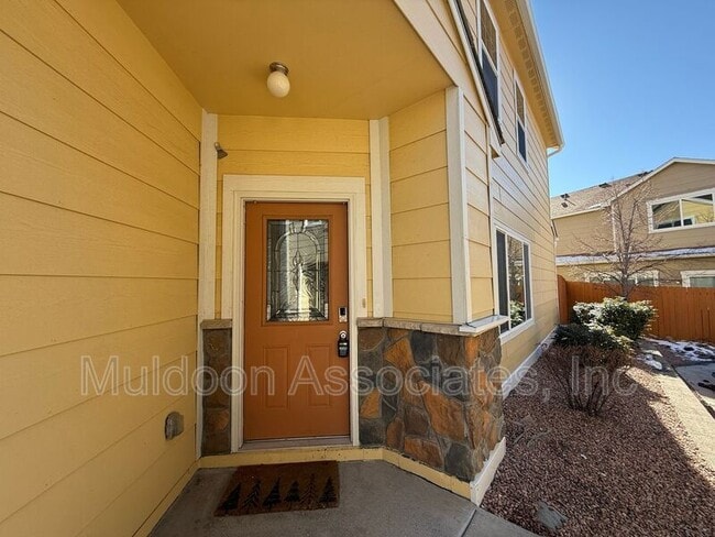 Building Photo - 644 Hailey Glenn View