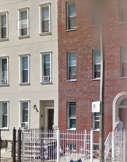 Primary Photo - 137 Cornelia St