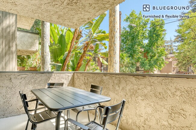 Foto del edificio - 385 S Catalina Ave