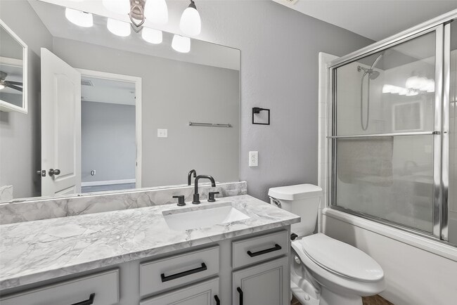 Building Photo - 29603 Golden Vines Ln