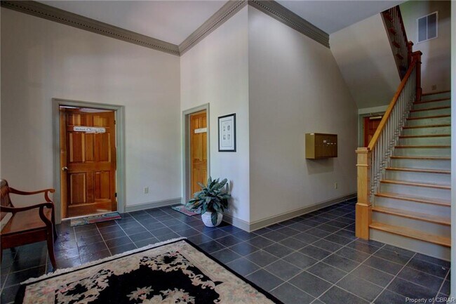 Building Photo - 7319 Martin St