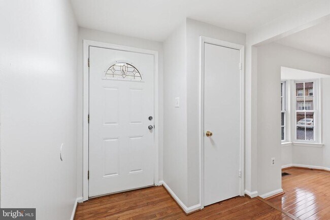 Foto del edificio - 5001 Lambsgate Ln