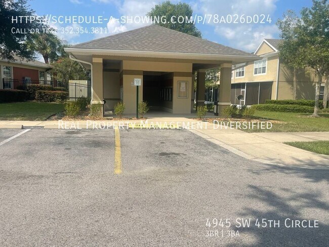 Building Photo - 3-bedroom 2.5 bath 1 car garage Townhome i...