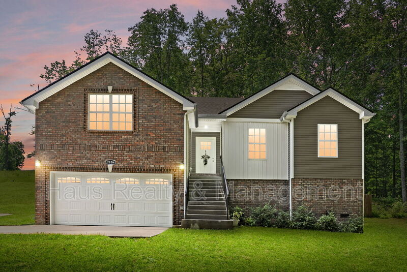 Foto principal - 2816 E Old Ashland City Rd