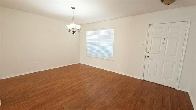 Building Photo - 2244 Chapman Dr