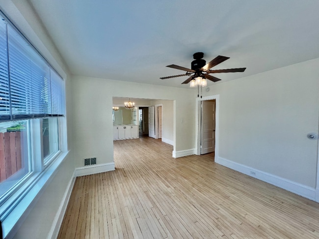 Building Photo - 714 N 9th St