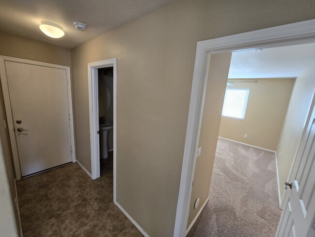 Foto del edificio - 6072 S Tucana Ln