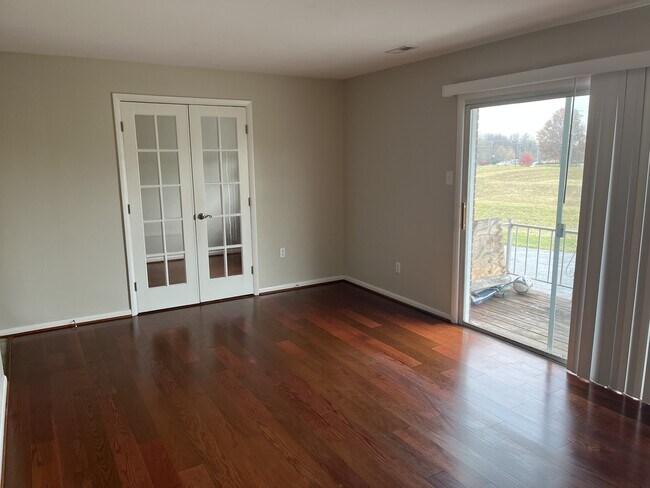 Foto del edificio - 103 N Edgewood Dr