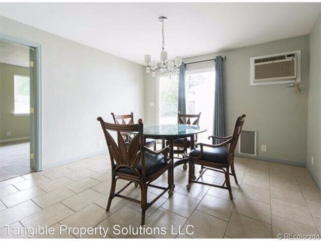 Foto del edificio - 3 br, 3 bath House - 5275 Perry St.