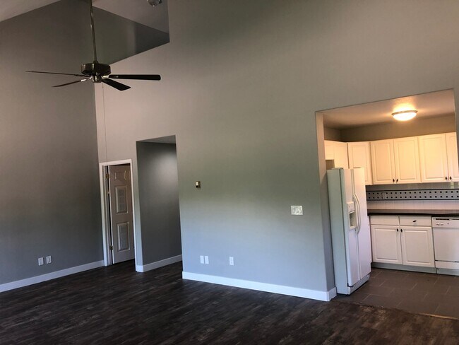 Foto del edificio - 977-979 Columbine Ave