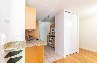 Building Photo - 2287 Johnson Ave