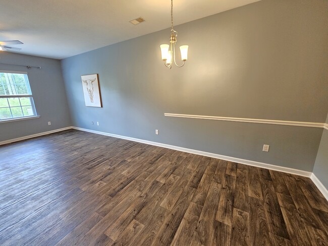 Building Photo - 49 Moorlyn Ln