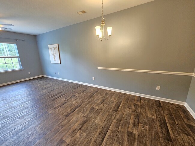 Foto del edificio - 49 Moorlyn Ln