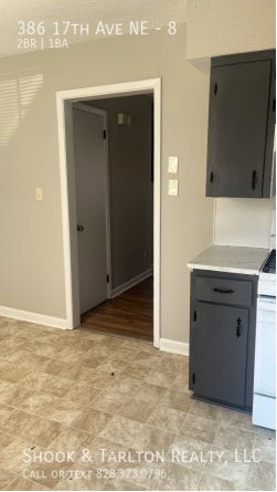 Building Photo - 2 Bedroom 1 Bathroom