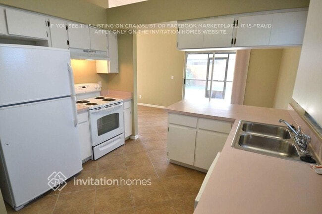 Building Photo - 10002 Cedar Dune Dr