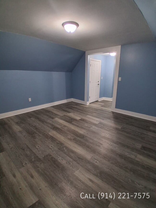 Building Photo - 314 S 2nd Ave