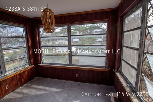 Building Photo - 4238 S 38th St