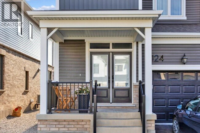 Photo du bâtiment - 124 Forestwalk St