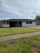 Building Photo - 536 Sherwood Ln