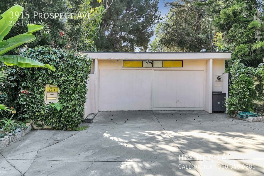Primary Photo - Frank Gehry Midcentury | One Bedroom + Gue...