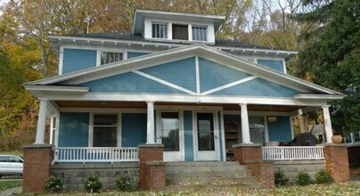 Building Photo - 501-503 Valley Ave NW