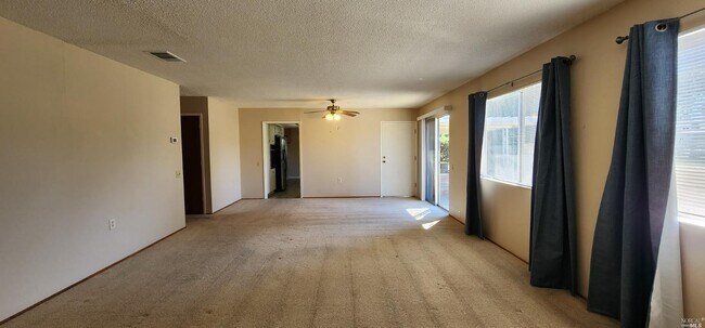 Building Photo - 189 Olympic Cir