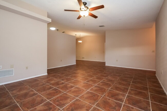 Foto del edificio - 2550 Briar Oak Cir