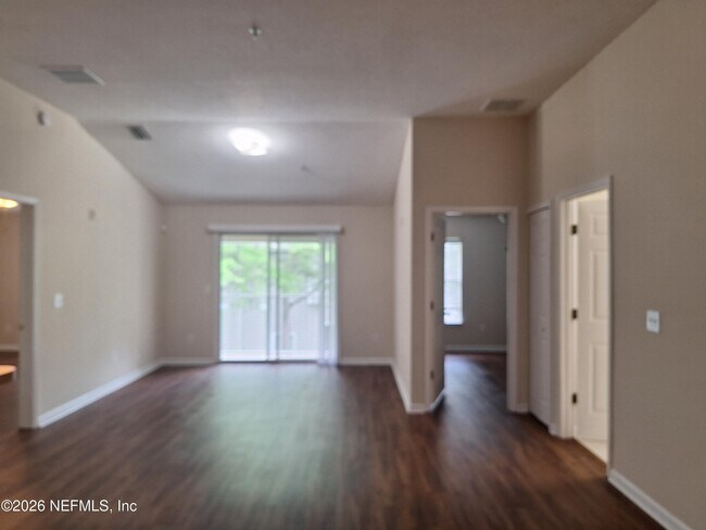 Building Photo - 7061 Snowy Canyon Dr