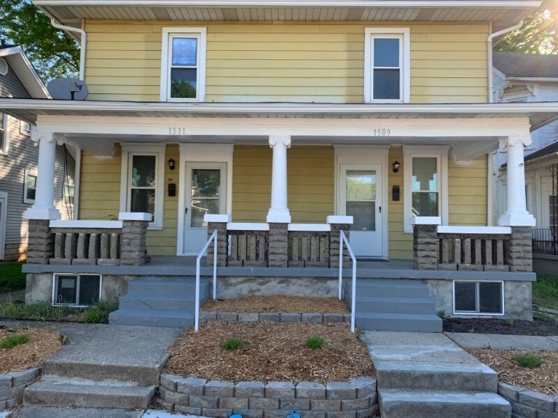 Primary Photo - 1509 Nicklin Ave