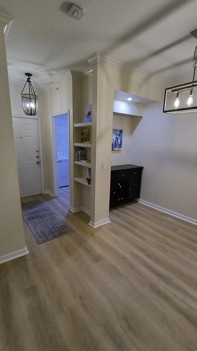 Building Photo - 7493 S Quail Cir