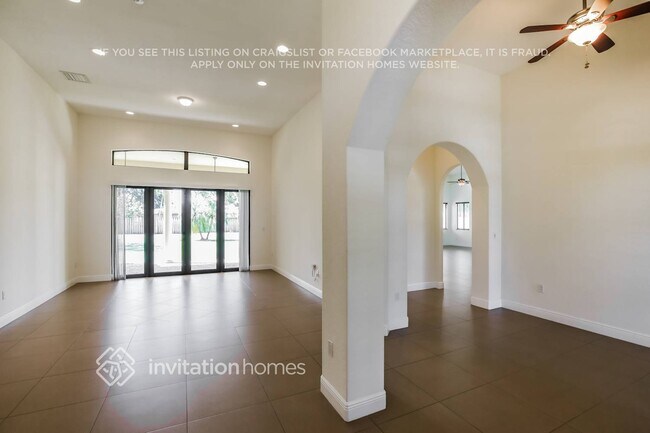 Foto del edificio - 8442 SW 196th Terrace