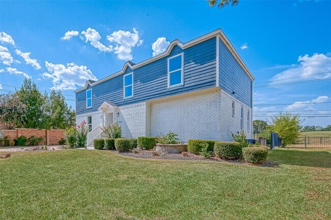 Foto del edificio - 3618 Covey Trail Dr