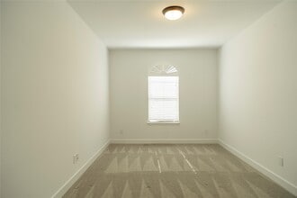 Building Photo - 29856 Smoky Ridge Rd