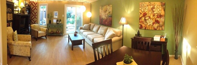 Photo - 10728 Lester St Townhome