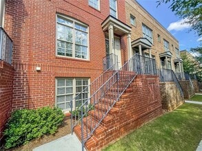 Building Photo - 1203 Virginia Park Dr