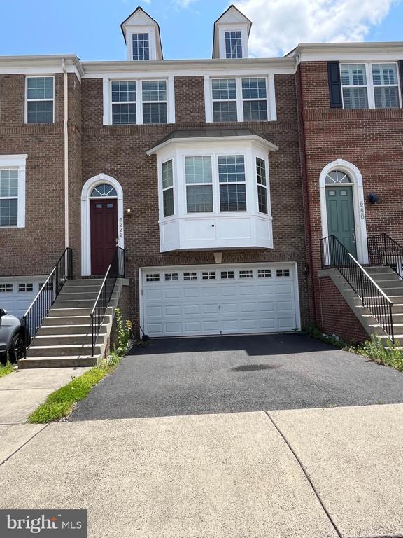 Building Photo - 6222 Summit Point Ct