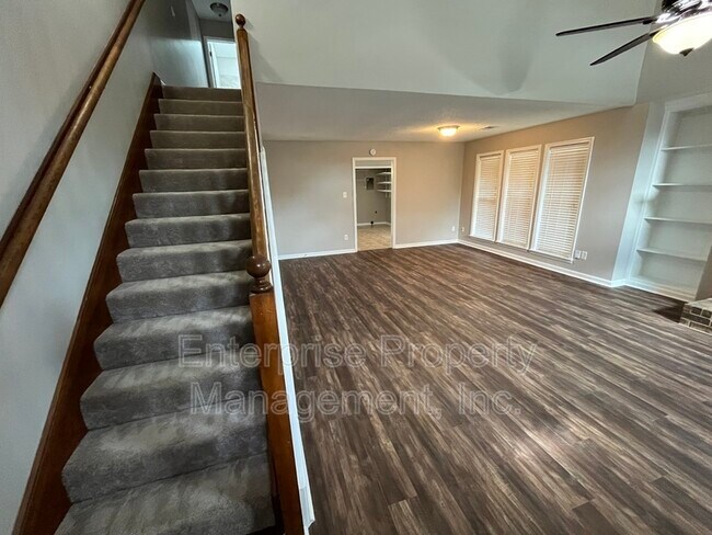 Foto del edificio - 4135 Tunbridge Pl