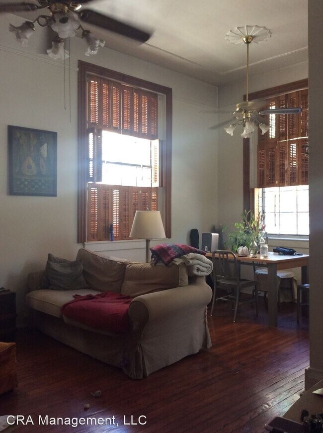 Foto del edificio - 111 E 23rd St