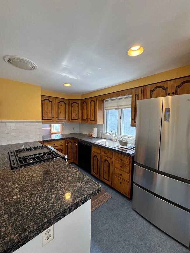 Foto del edificio - 57 Clarendon Ave