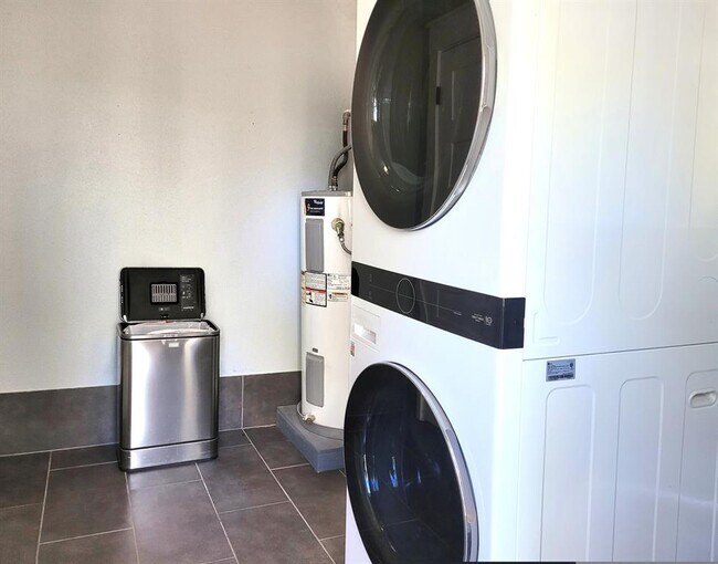 Foto del edificio - 1640 Scroggins Ln