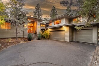 Building Photo - 3361 NW McCready Dr