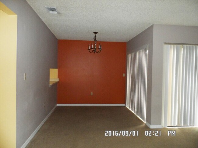 Building Photo - Villa in Coopersmith Village Poinciana