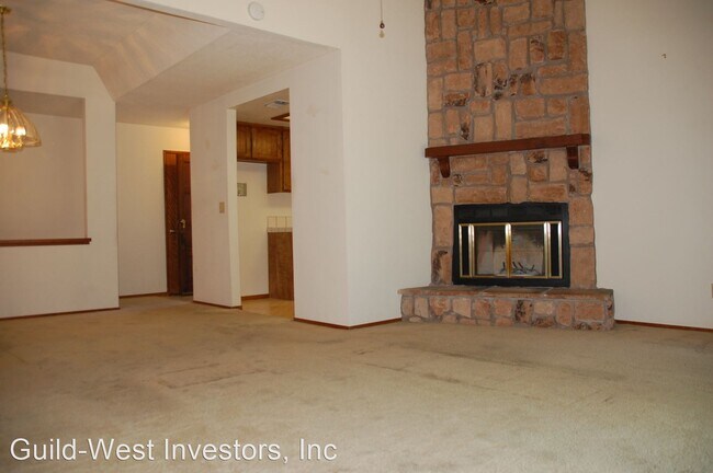 Building Photo - 2 br, 2 bath House - 1616 Condor Court