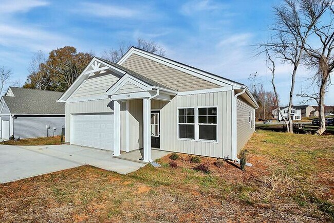 Foto del edificio - Brand New 3BD/2BA Ranch in Salisbury!