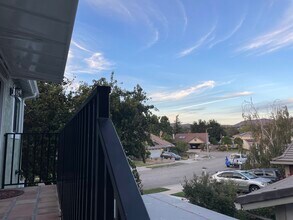 5904 Sunny Vista Ave