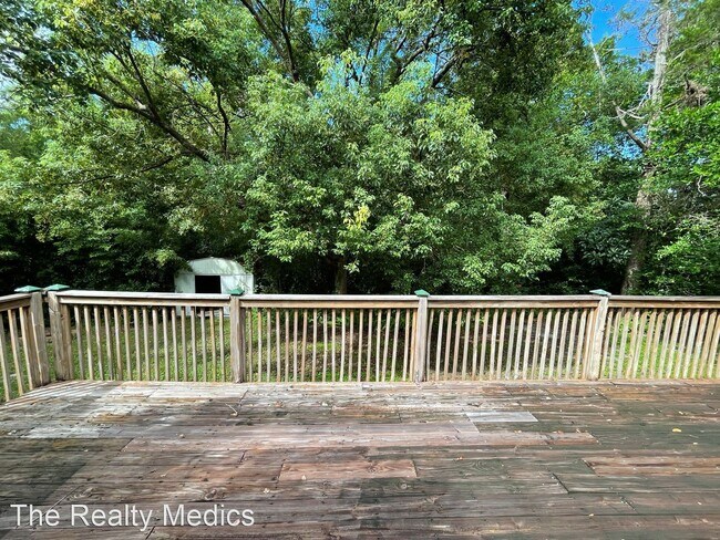 Building Photo - 2 br, 1 bath House - 1525 Fort Smith Blvd