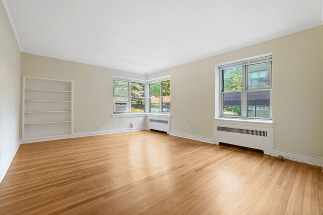 Foto del edificio - 10 S Ridgewood Rd