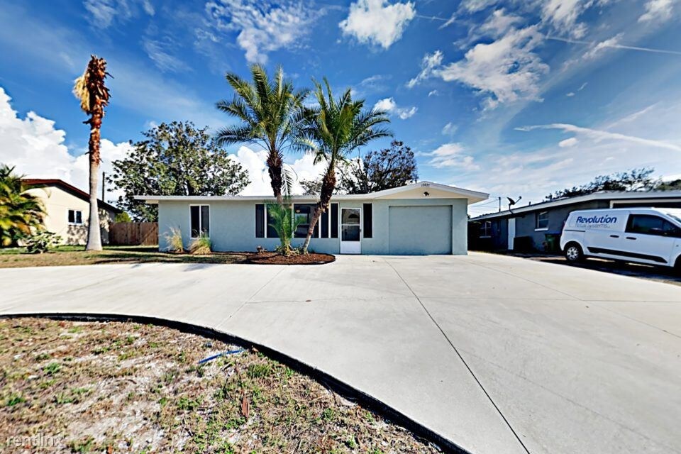 Primary Photo - 10437 109th Way