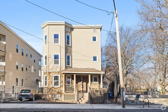 Building Photo - 361 Washington St